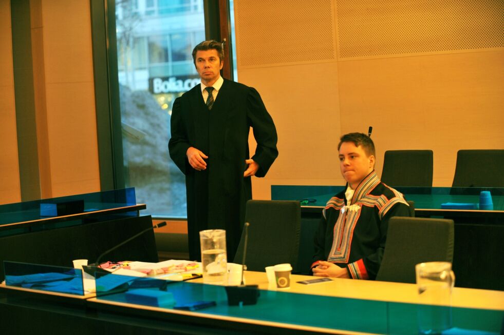 Advokat Trond Pedersen Biti (til venstre) er tilfreds med at Jovsset Ánte Sara fikk fullt medhold av Hålogaland lagmannsrett.
 Foto: Erik Brenli