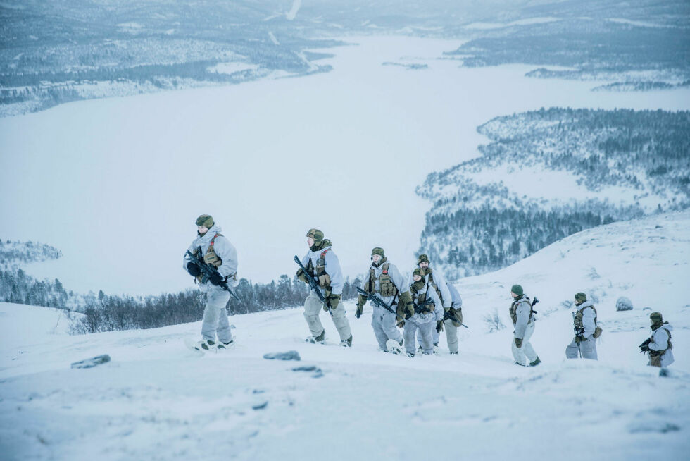 Øvelse Stridsulv ble avsluttet med samling på Čáhppilvárri ved Nedrevann.
 Foto: Forsvaret/Helene Sofie Thorkildsen