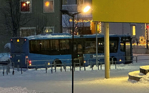 Skoledagen forkortes av busstrøbbel