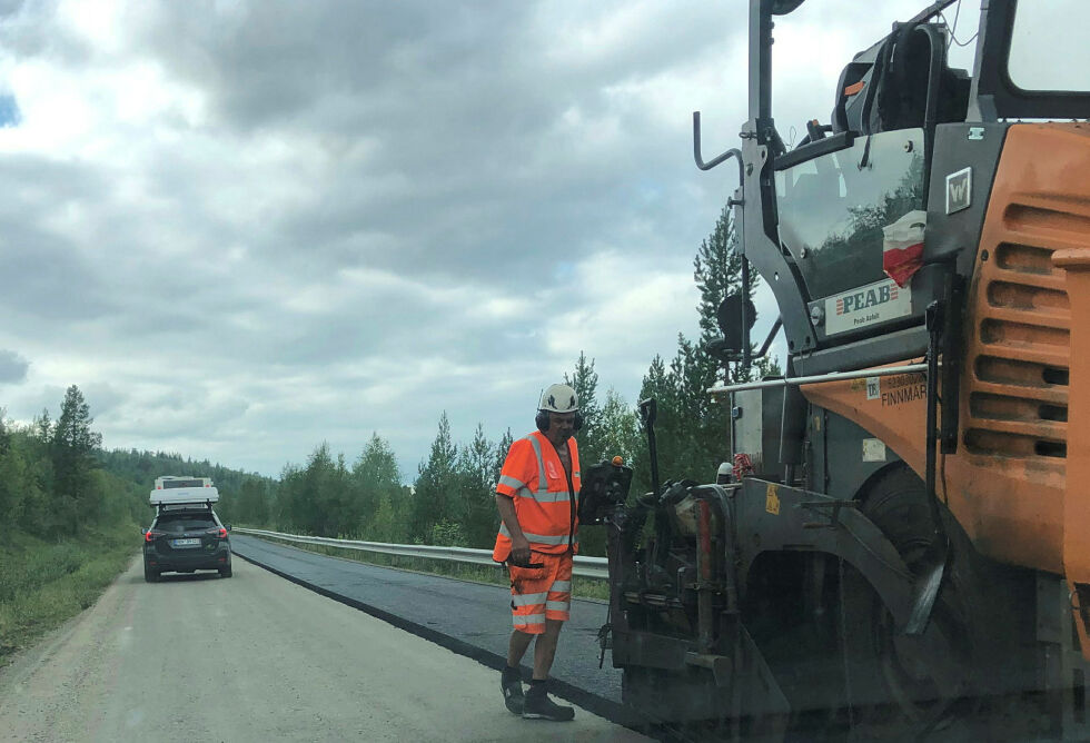 Statens vegvesen skal i år asfaltere 700 kilometer med riks- og europavei i Norge.
 Foto: Stein Torger Svala