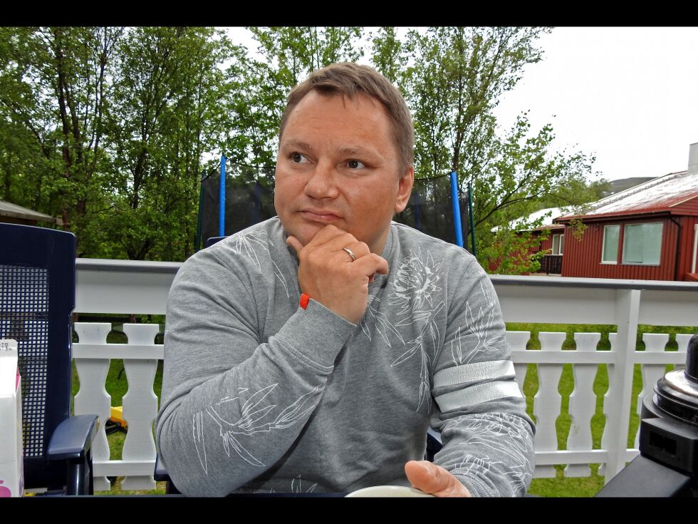 Tom-Ørjan Nikolaisen trodde han bare var sliten. Men det ballet på seg. Alt ble tyngre. Han gikk ikke til legen før brystsmertene kom.
 Foto: Kristin Marie Ericsson