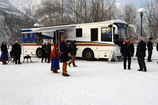 Nordland mister begge