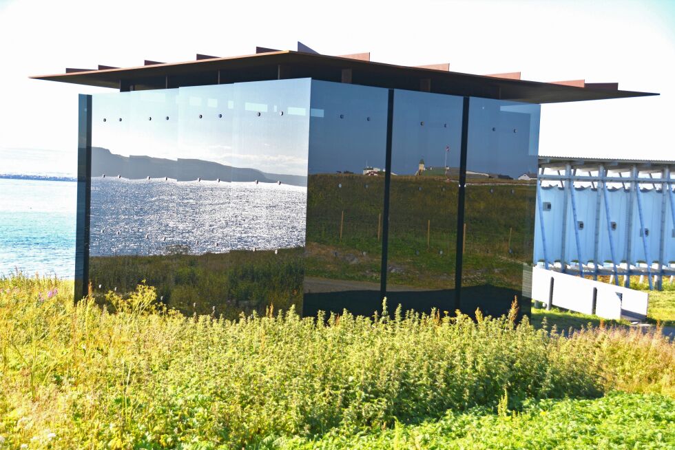 Heksemonumentet i Vardø, eller Steilneset minnested som det formelt heter, samt Vardø by i seg selv, er kanskje det mest spenndene stedet man kan reise til om dagen; Storpolitikk og stor kunst preger denne vakre byen i øst.
 Foto: Elin Margrethe Wersland