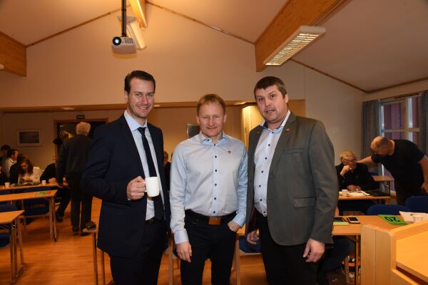 Fremskrittspartiet samlet i Lakselv