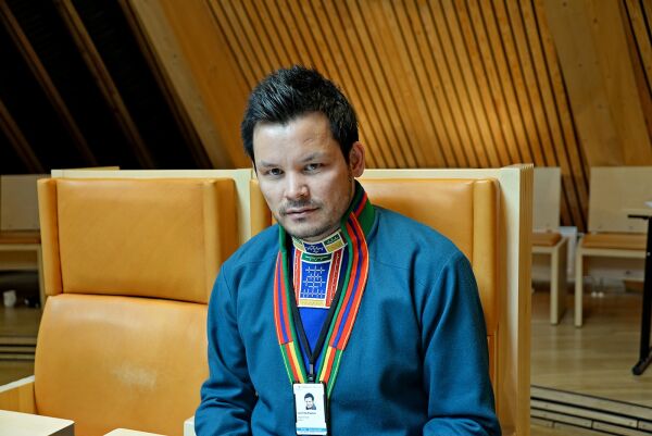 Protesterer på trekk for fravær