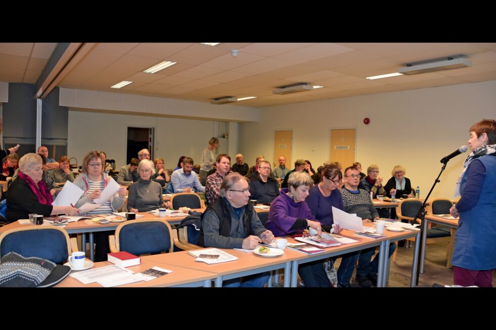 Representanter fra Nordkyn, Karasjok, Porsanger, Måsøy, Kvalsund, Hammerfest og Nordkapp menighet var samlet i Lakselv, torsdag.
 Foto: Kristin M Ericsson