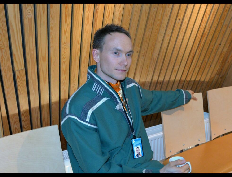 Runar Myrnes Balto (NSR) fikk et enstemmig plenum med på å se på hvordan de minste samiske gruppene kan komme til orde.
 Foto: Steinar Solaas