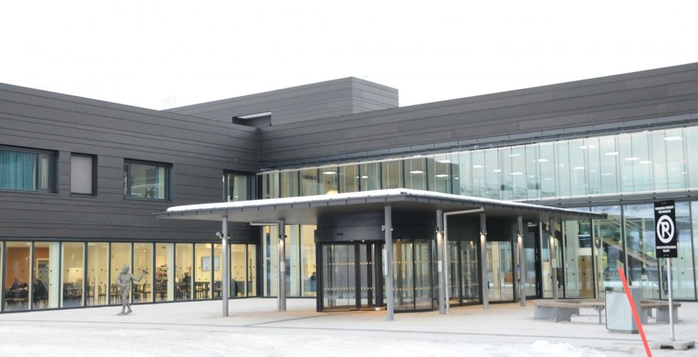 Øst-Finnmark regionråd krever at nye Kirkenes sykehus ferdigstilles fullt og helt før man setter i gang bygging av et nytt sykehus i Hammerfest.
 Foto: Hallgeir Henriksen