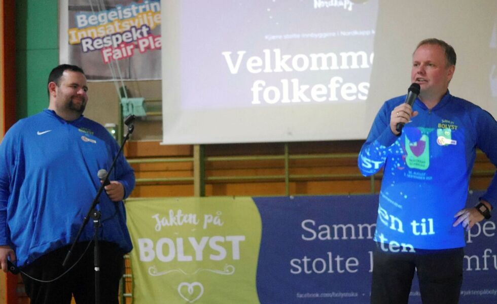 Arrangørene av bolystuka i Finnmark fotballkrets sa seg imponert over den store innsatsen folk fra flere lag og foreninger i Nordkapp oppviste under hele arrangementet. Fra venstre prosjektkoordinator Aleksander Johansen og daglig leder Roger Finjord i Finnmark fotballkrets.
 Foto: Geir Johansen