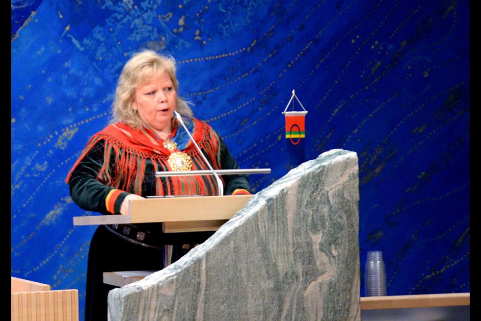 Vibeke Larsen (Ap) mener regjeringa strammer grepet om Sametinget, med nye krav til avrapportering og oppfølging.
 Foto: Steinar Solaas