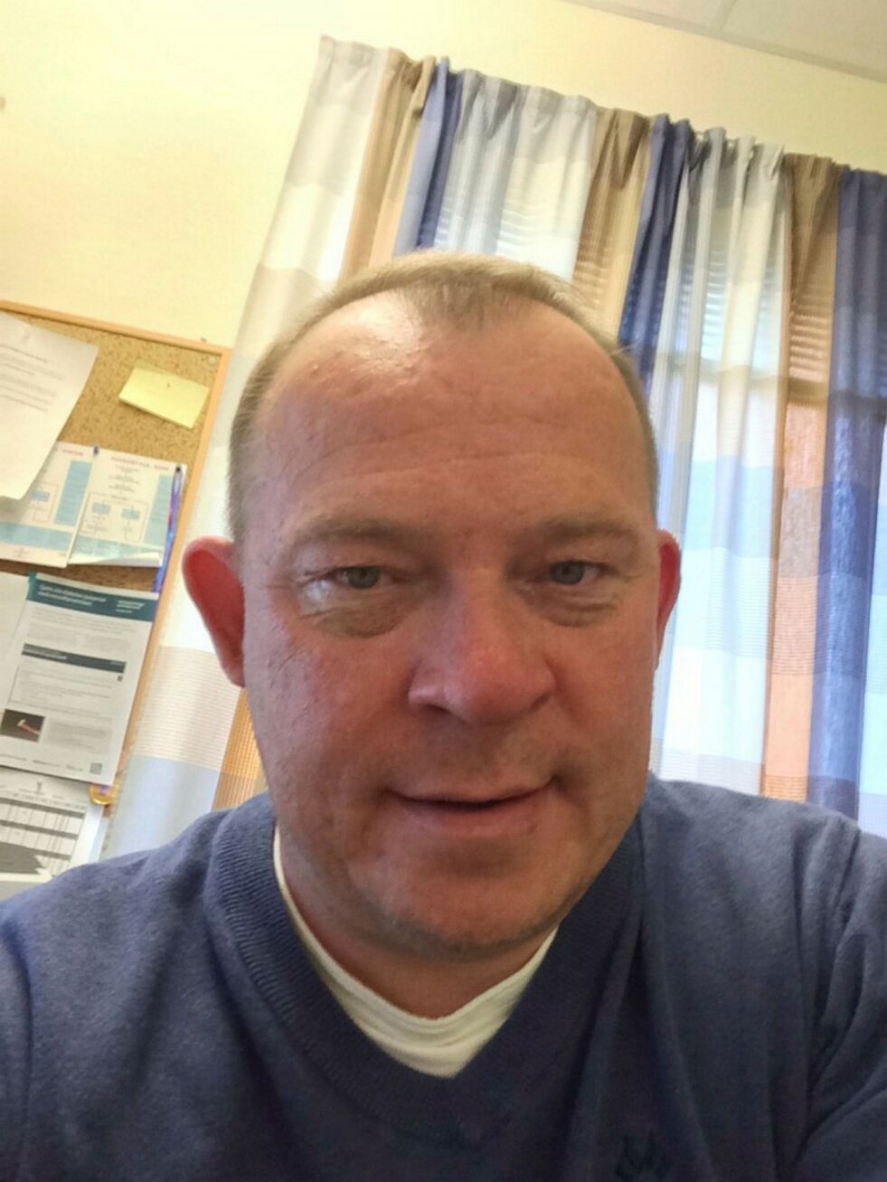 Kommuneoverlege Kjell Magne Johnsen sier man foreløpig ikke med sikkerhet kan si hvor smitten kommer fra som har rammet nessebymannen.
Foto: Privat