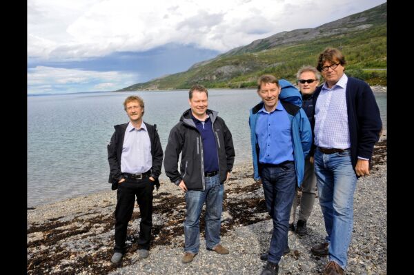 Sea Walken ankrer opp i Hamnbukt fredag