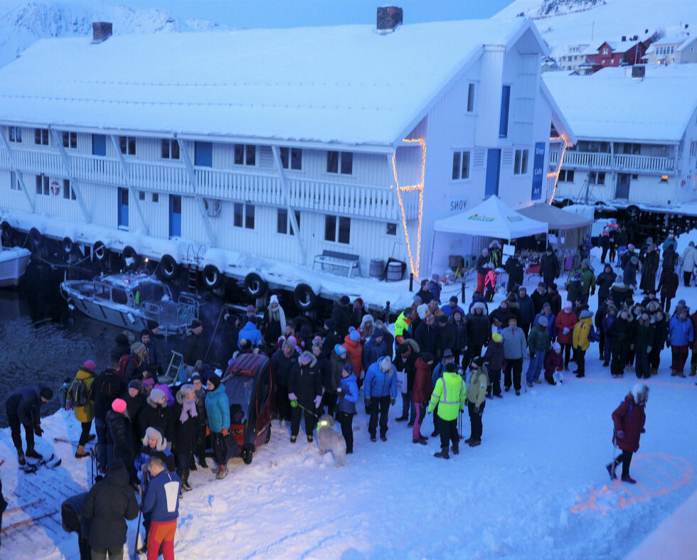 Lørdag 20. januar vil det nok igjen bli mye folk i Sjøgata. Foto fra fjorårets solfestival.
 Foto: Geir Johansen