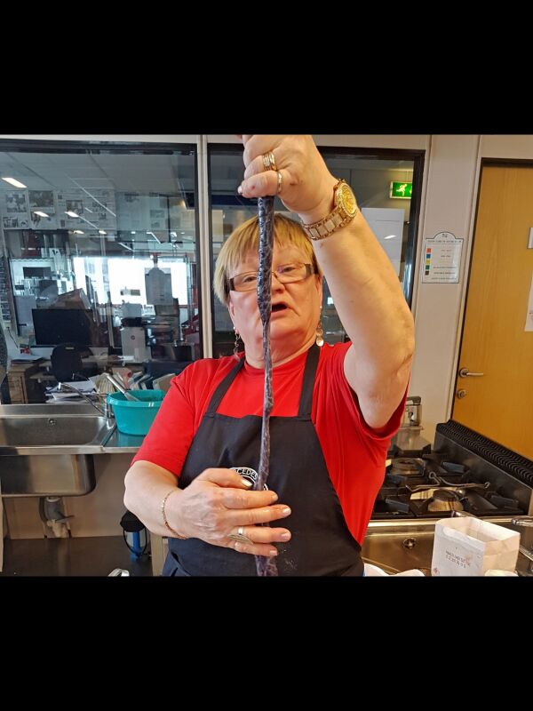 Blodig meny på Hesseng