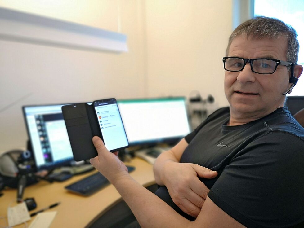 Stiller spørs­mål: Benn Larsen fra Dea­tnu/Tana lu­rer på om kom­mu­ne­sty­re­ne som eier Var­ang­er Kraft er klar over hvor over­skudd fra vind­kraft­pro­duk­sjo­nen i Ber­le­våg blir å havne.
