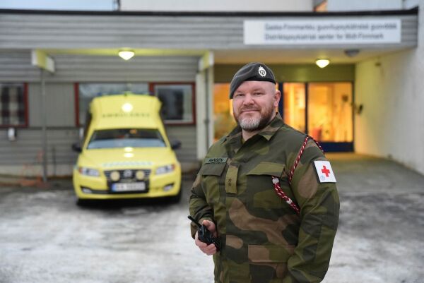 Tom Morten tok på seg uniformen
