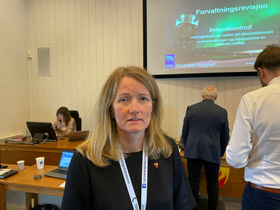 Kommunedirektør Nina Bordi Øvergaard legger seg flat for mangelfull saksfremlegg forut for kommunestyret i forrige uke, da vindkraftutredning sto på sakslista.
 Foto: Hallgeir Henriksen