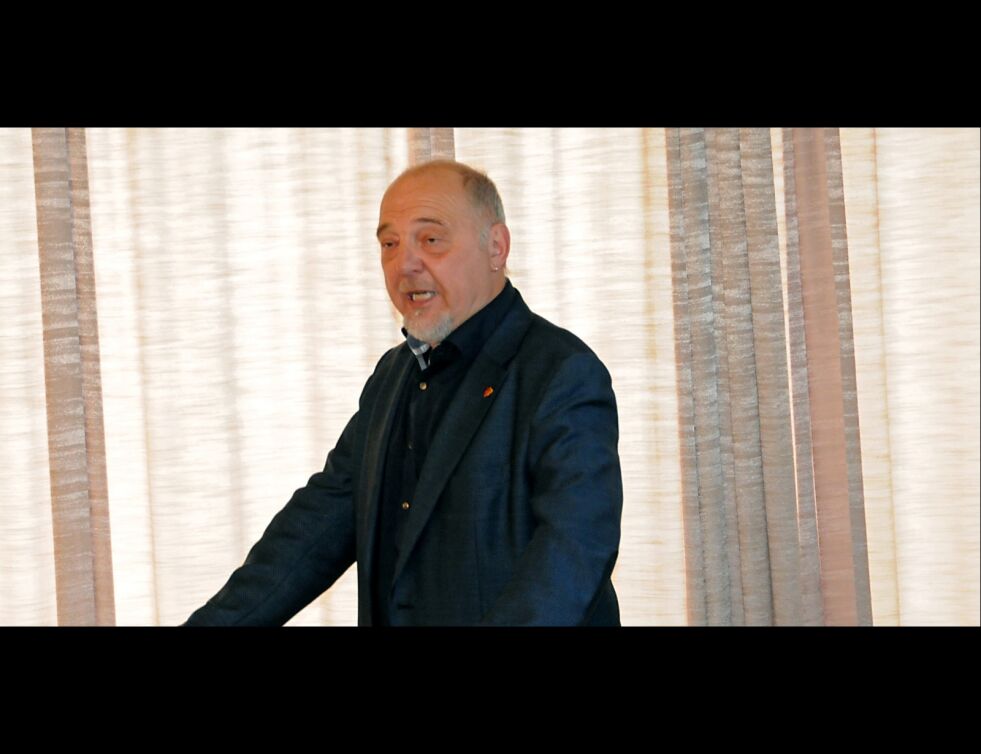 Rafaelsen mener det er totalt uansvarlig å tå opp lån på 1,4 milliarder for å bygge havn vest for Høybukta, og får støtte av Sp.
 Foto: Hallgeir Henriksen