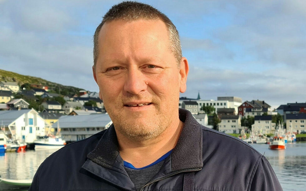 Ordførerkandidat for Nordkapp Senterparti, Tor Mikkola, har sendt brev til kommunal- og distriktsminister Sigbjørn Gjelsvik hvor han ber om at det etableres en ordning som gjør at skole-elever og studenter i Nord-Troms og Finnmark kan reise billigere.
 Foto: Privat