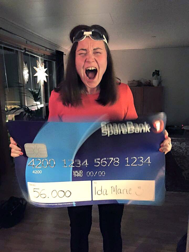 Så glad blir Ida Marie Bransfjell når gode venner trår til med en hjertevarmende førjulsgave!
 Foto: Privat