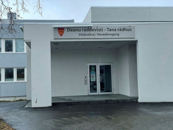 Måtte friste med mer enn fire uker fri etter vakt