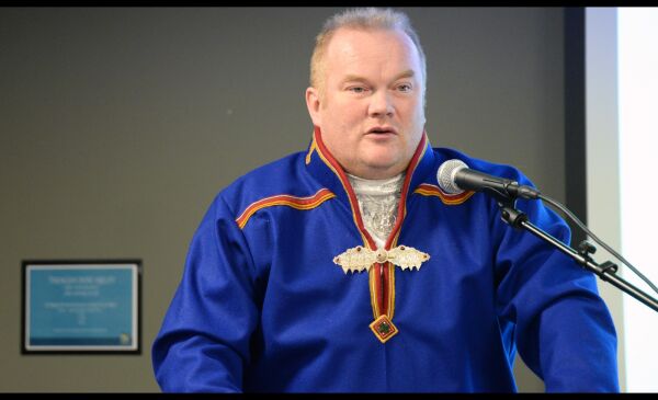 Mo og Hansen på topp for AP