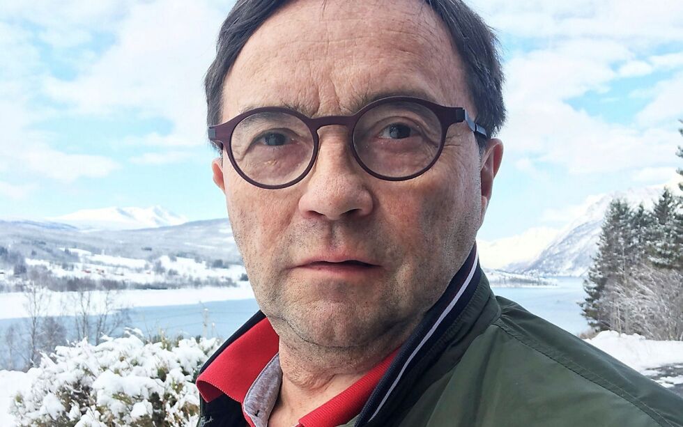 Thor­alf Hen­rik­sen fra Guttormgruppen er blant dem som har enga­sjert seg for å få aner­kjent lokalt, sam­isk eier­skap til grunn­en i Kár­áš­joh­ka. Ved sin side har han le­der­en for dis­trikt 16, John Anders Sara, samt le­der­en for dis­trikt 13, Geir Ande Gaup.
 Foto: Privat