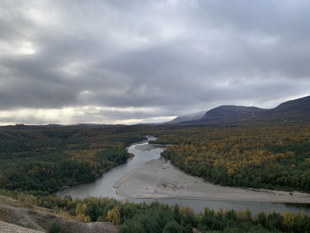 Lakselva, elvegrenser og FeFo