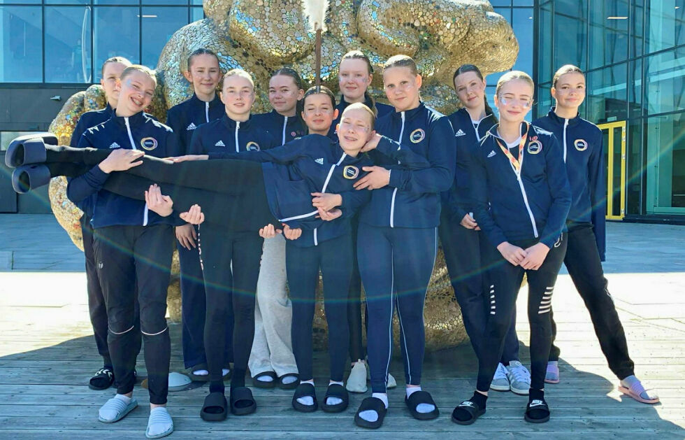 Fornøyd gjeng på 12 som returnerer fra Bodø.
 Foto: Porsanger Turnforening