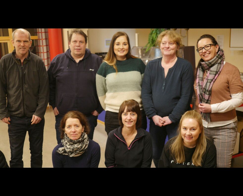 Tirsdag ble det valgt styre for Mental Helse Nordkapp. Foran fra venstre Åse Merete Elde (varamedlem), Britt Pedersen Berg (varamedlem) og Nadja Wagelid (sekretær). Bak fra venstre Pål Valle (styremedlem), Fred Magne Johansen (nestleder), Mari Iren Pedersen Johansen (styreleder), Trine Andreassen (styremedlem) og Jill Renate Mikalsen (kasserer). ALLE FOTO: GEIR JOHANSEN