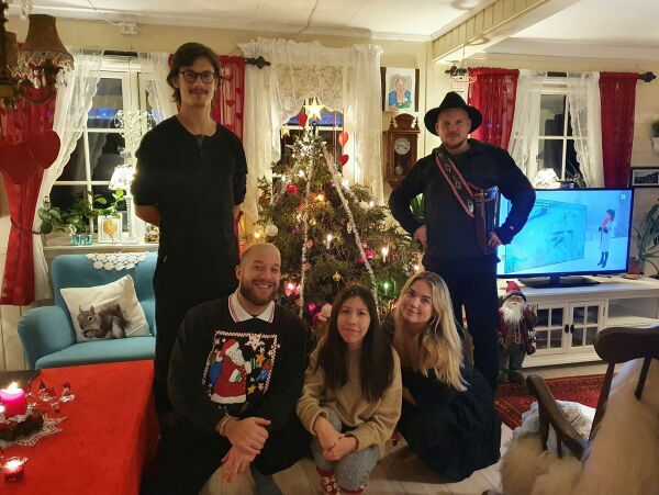 Magisk jul med hjemmelaget juletre