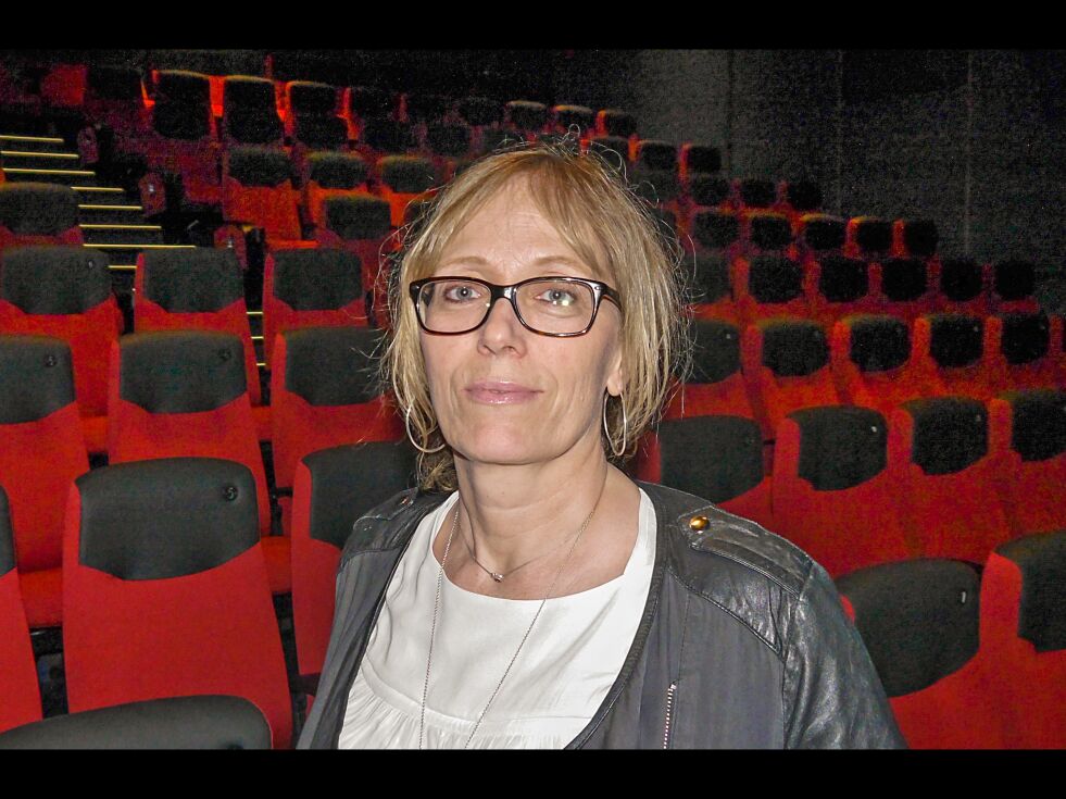 Kinosjef Edelh Ingebrigtsen vil ha anledning til å selge alkohol til arrangementer i Nordkapp kino og kultursal og har søkt om bevilling.
 Foto: Arkiv