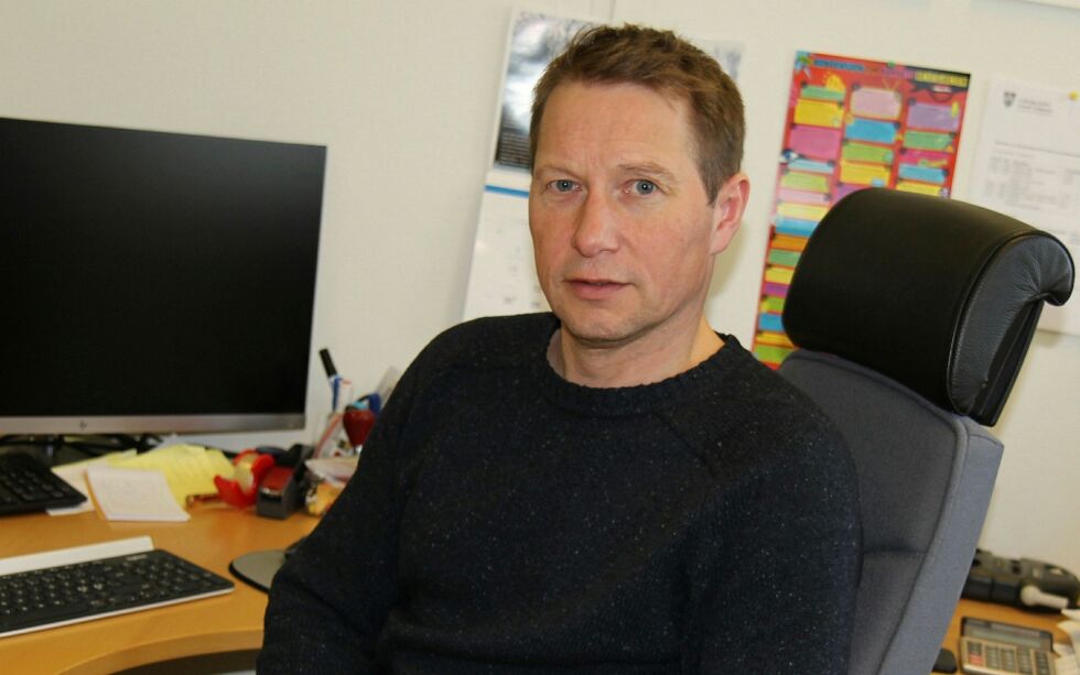 – Det før­s­te vi må gjø­re er å lage en plan for hvor­dan luk­ke av­vi­ke­ne som skal sen­des til Ar­kiv­ver­ket, sier ad­mi­nist­ra­sjons­sjef Olaf Tros­ten i Nes­se­by kom­mu­ne. FOTO: TOR­BJØRN IT­TE­LIN
