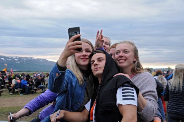 Kos og moro på campen