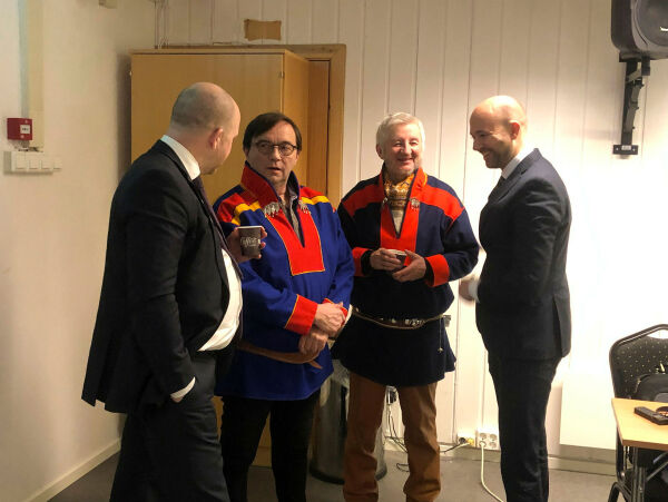 Folkeretten krever at samene må sikres flertall