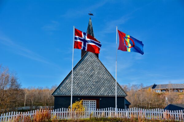 Den samiske kirke lærer å håndtere overgrep og naturinngrep