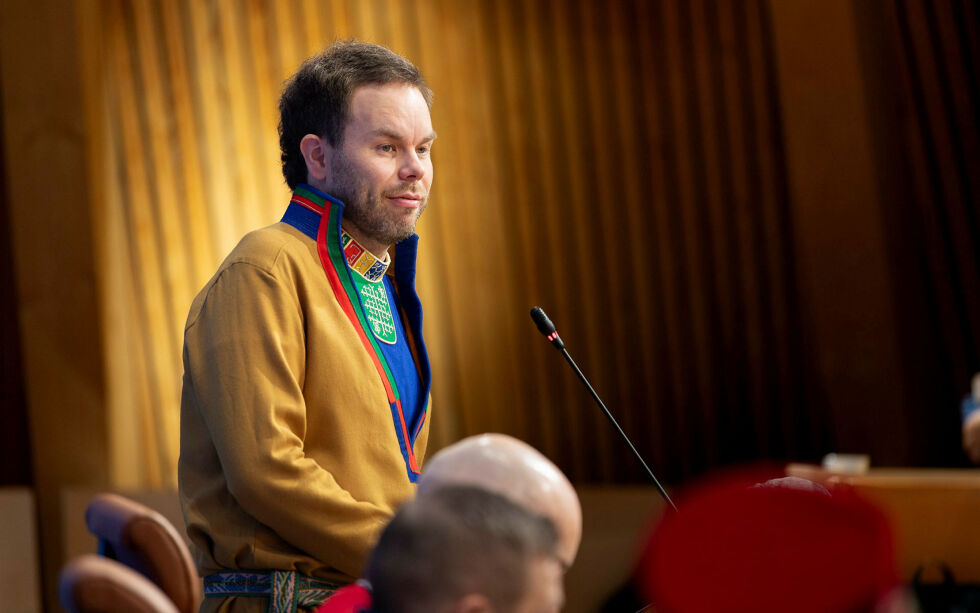 Mikkel Eskil Mikkelsen sier Sametinget ønsker at det etableres et samisk språksenter i Sør-Varanger.
 Foto: Cecilie Bergan Stuedal