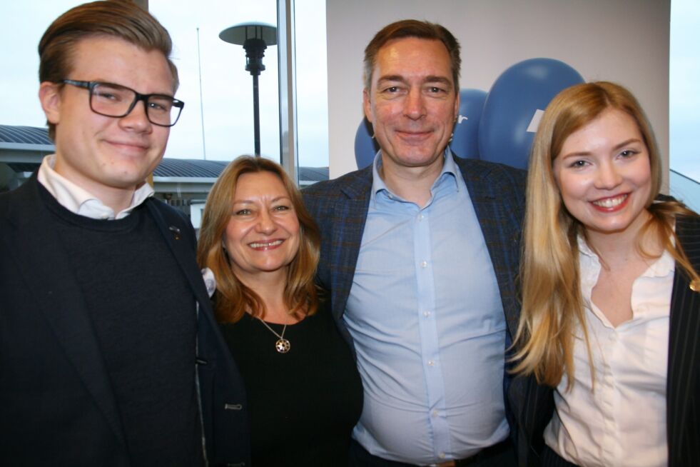 Disse er Finnmark Høyres fremste kandidater. Fra venstre: Vetle Langedahl, Anne Karin Olli, Frank Bakke-Jensen og Marianne Haukland.
 Foto: Bjørn Hildonen