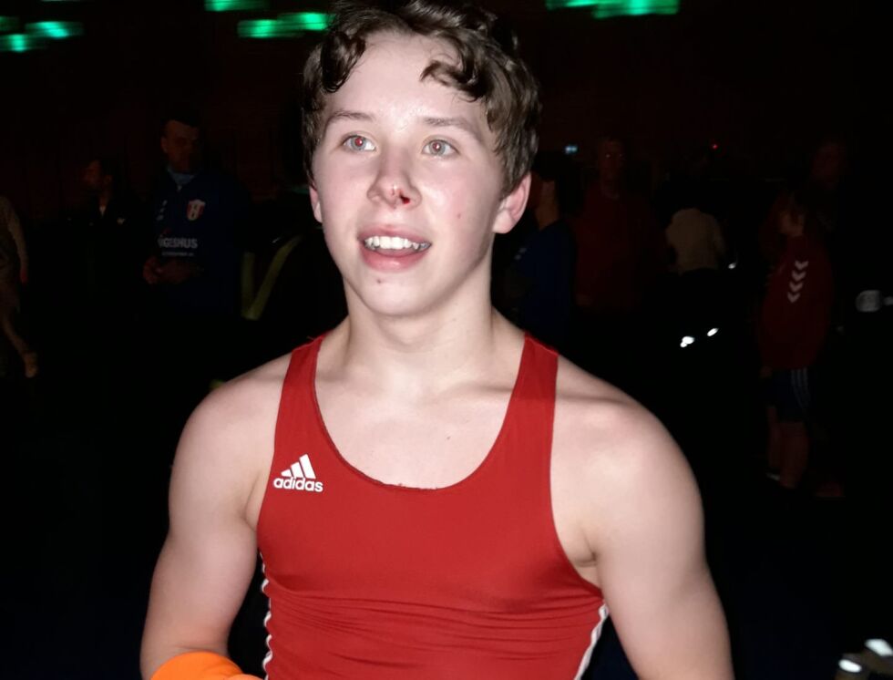 NM-gull til Lars Sundal Olaussen fra Mehamn bryteklubb.
 Foto: Privat