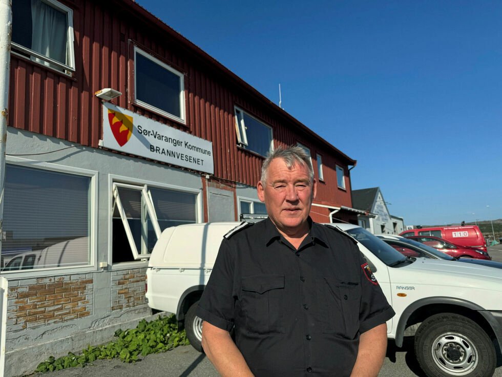 Fungerende brannsjef Oddleif Wara sier brannvesenet får opplysninger dersom noe begynner å true norsk jord.
 Foto: Birgitte Wisur Olsen