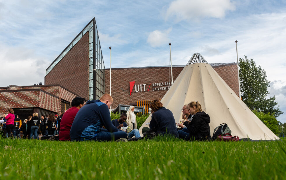 UiT Norges arktiske univseritet har hovedsete i Tromsø og studiesteder en rekke steder i Nord-Norge. Bildet er fra campus Alta.
 Foto: Tommy Hansen, UiT