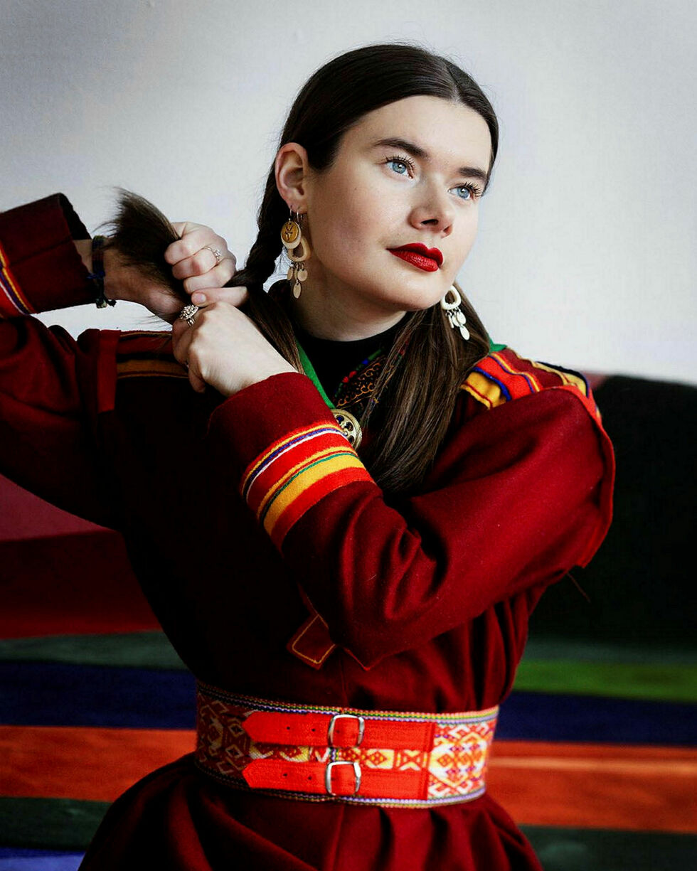 Å være både samisk og skeiv preger hvem Ida Helene Benonisen er i verden, og dermed også tekstene hennes.
 Foto: Marie Sjøvold/Buskerud Kunstsenter