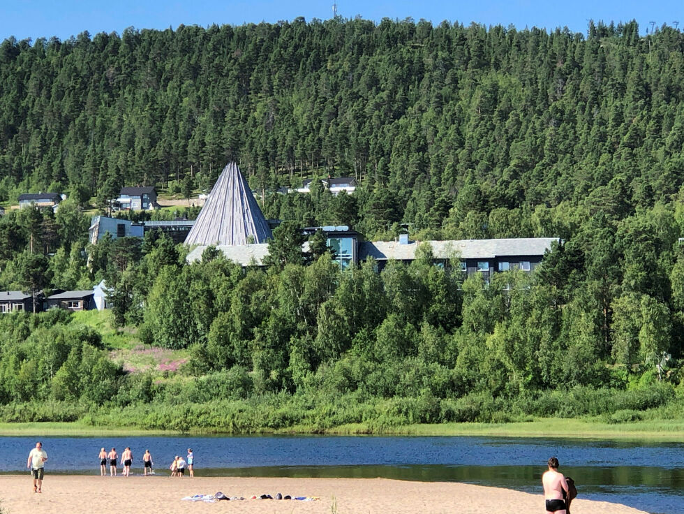 Striden mellom Sametinget og Språkrådet handler om Kárášjohka/Karasjok og Guovdageaidnu/Kautokeino skal ha med seg sin historie også med de kvænske stedsnavnene Kaarasjoki og Koutokeino.
 Foto: Stein Torger Svala