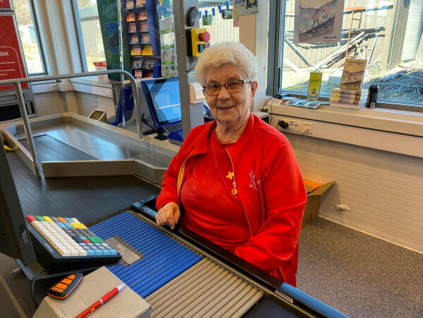 Elna (80) jobber gjerne frem til hun blir 90