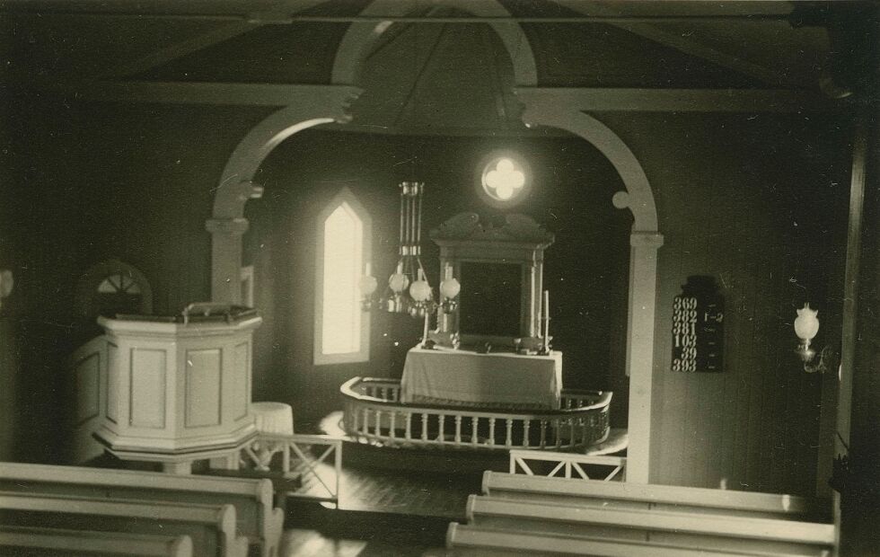 Bildene tatt i Lakselv kapell er sannsynligvis fotografert i påskeuken. Dette fra orgelgalleriet. Foto: via Roger Albrigtsen til Porsanger menighet.