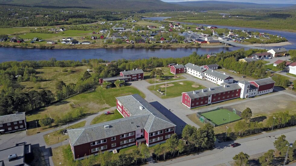 Karasjok skole. Dronefoto: John Henrik Guttorm