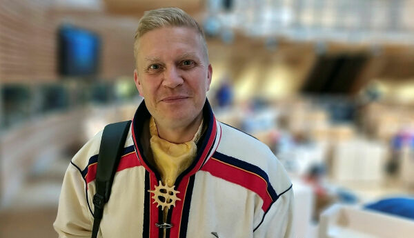 Same-Ap refser eget parti