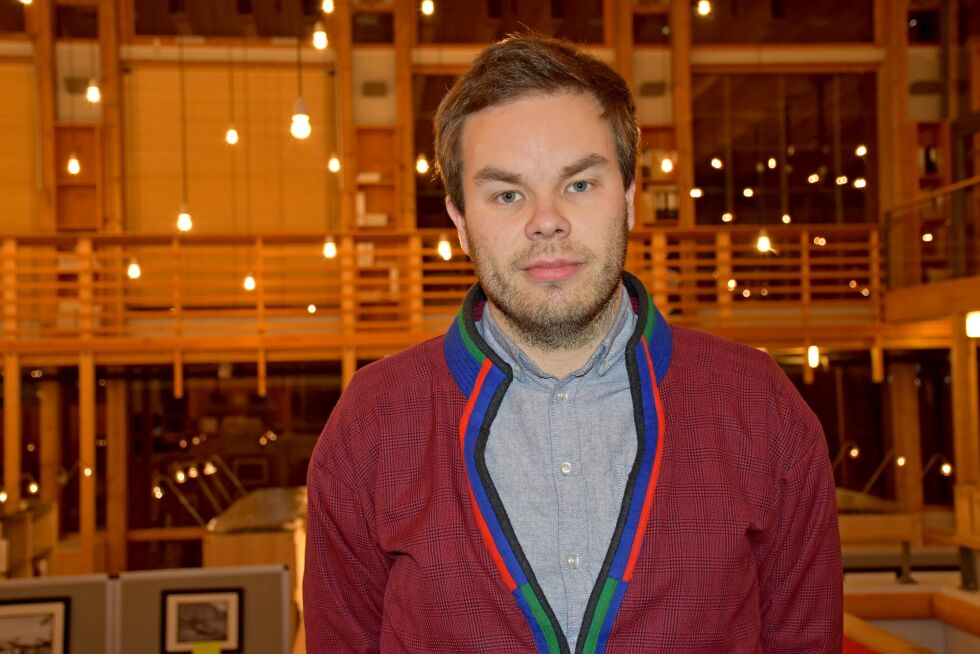 – Vi gjør ikke dette med letthet, men med det største alvor, sier sametingsråd Mikkel Eskil Mikkelsen (NSR), om at Sametinget har vedtatt å utrede for etnisk registrering i Folkeregisteret og helseregistre. Han lover en omfattende prosess, og åpenhet rundt prosessen.
 Foto: Åse M.P. Pulk/Sámedigg