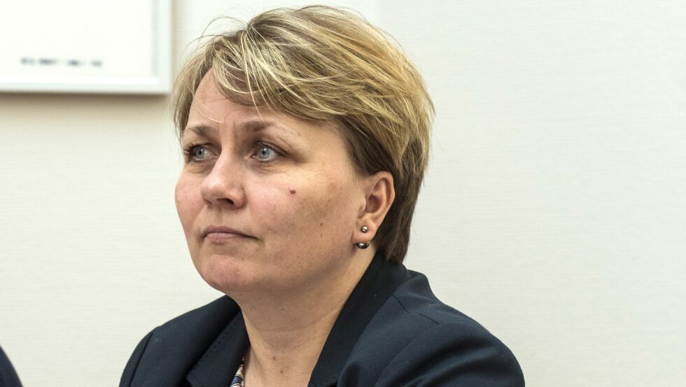 Porsanger-ordfører Aina Borch (Ap) blåste torsdag ut sin frustrasjon fra talerstolen, etter å ha fått mange spørsmål fra kommunestyrererepresentantene.
 Foto: Marius Thorsen