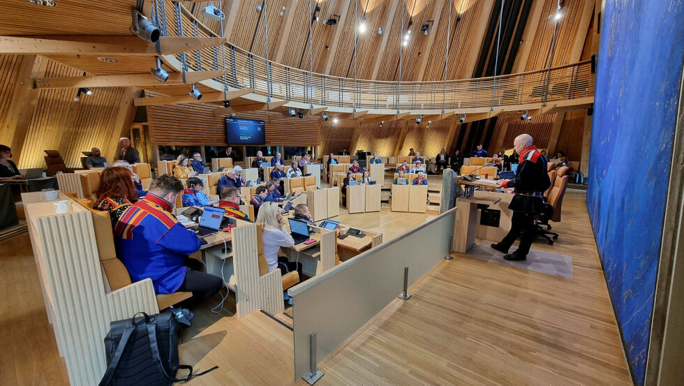 Sametingets plenum teller 39 representanter fordelt på sju partier.
 Foto: Steinar Solaas